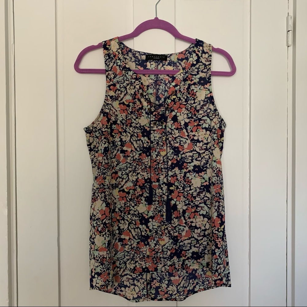 Lace-up Floral Sleeveless Shirt